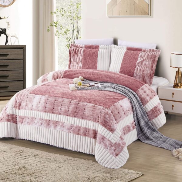 Faux rabbit fur comforter set
